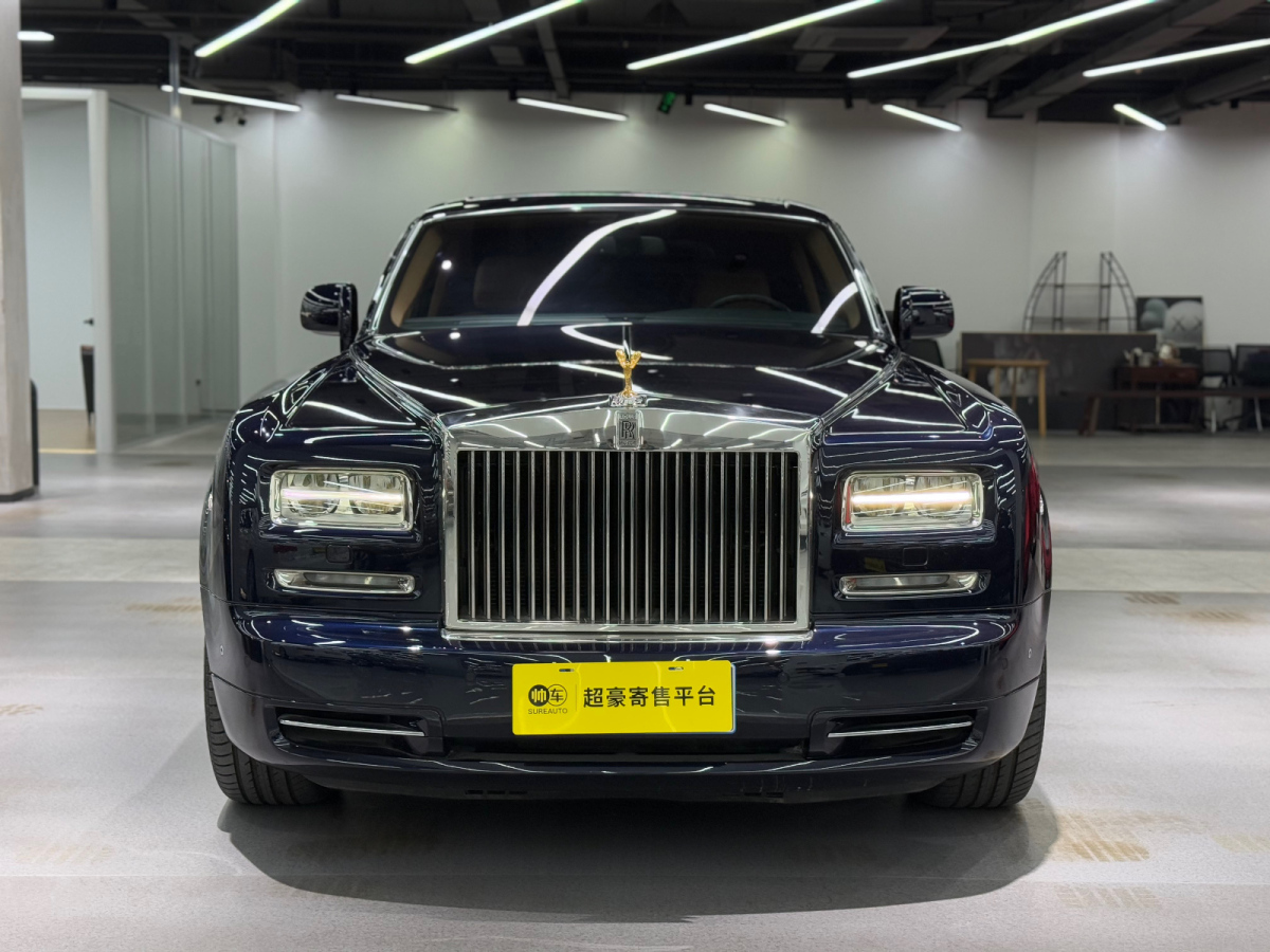 Rolls-Royce Phantom 2015 Rolls-Royce Phantom 2015 汽车图片