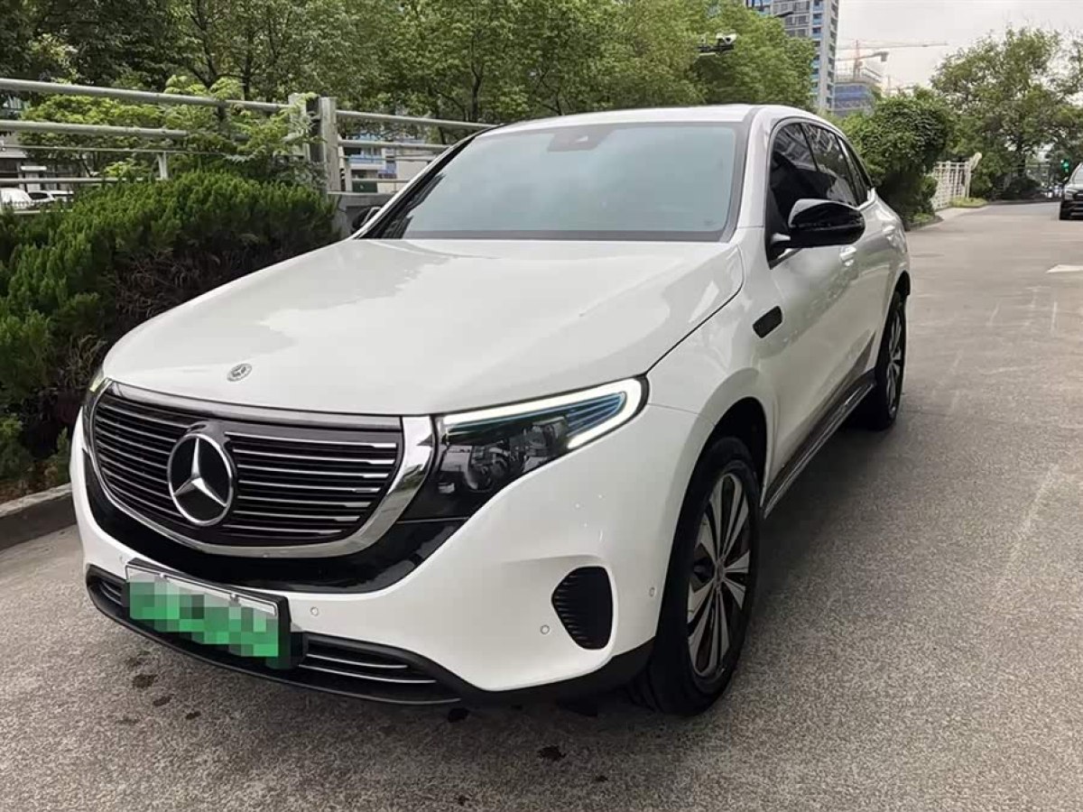 Mercedes-Benz EQC Class 2022 car image 