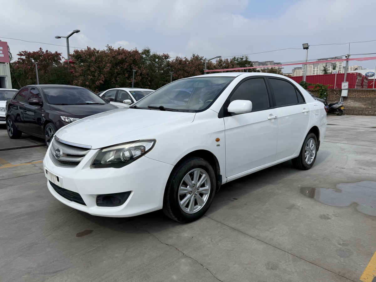 BYD L3 2013 car image 