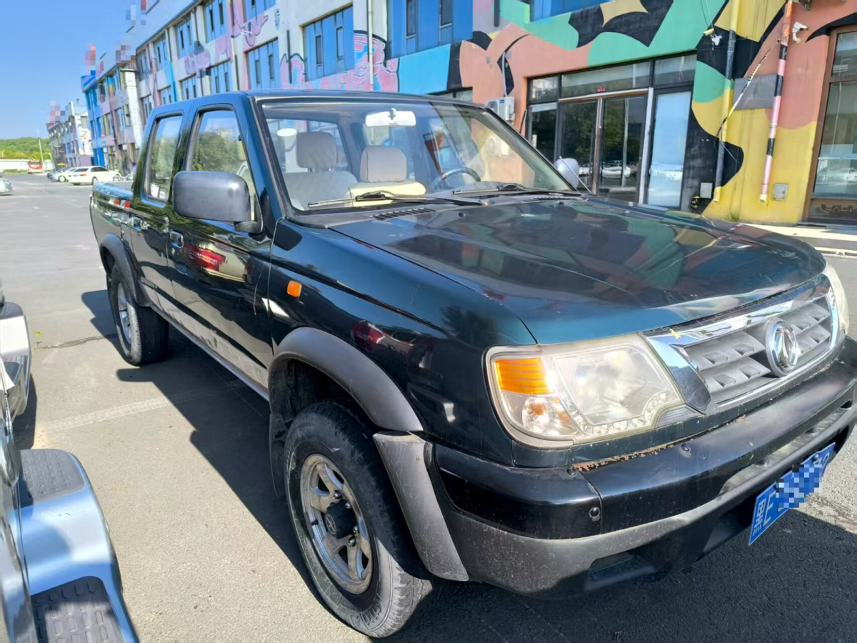 Nissan D22 2015 汽车图片 