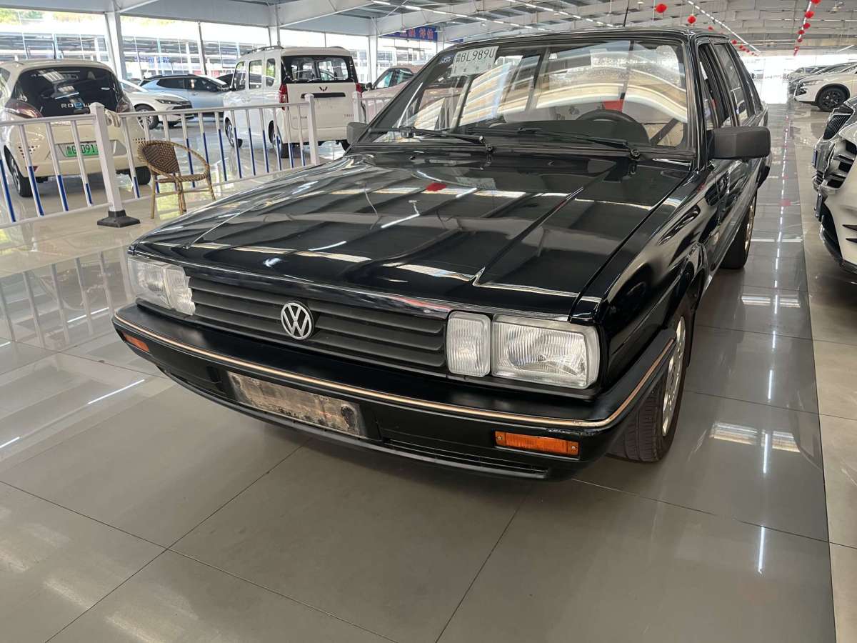 Volkswagen Santana Classic 2009 Volkswagen Santana Classic 2009 صورة سيارة