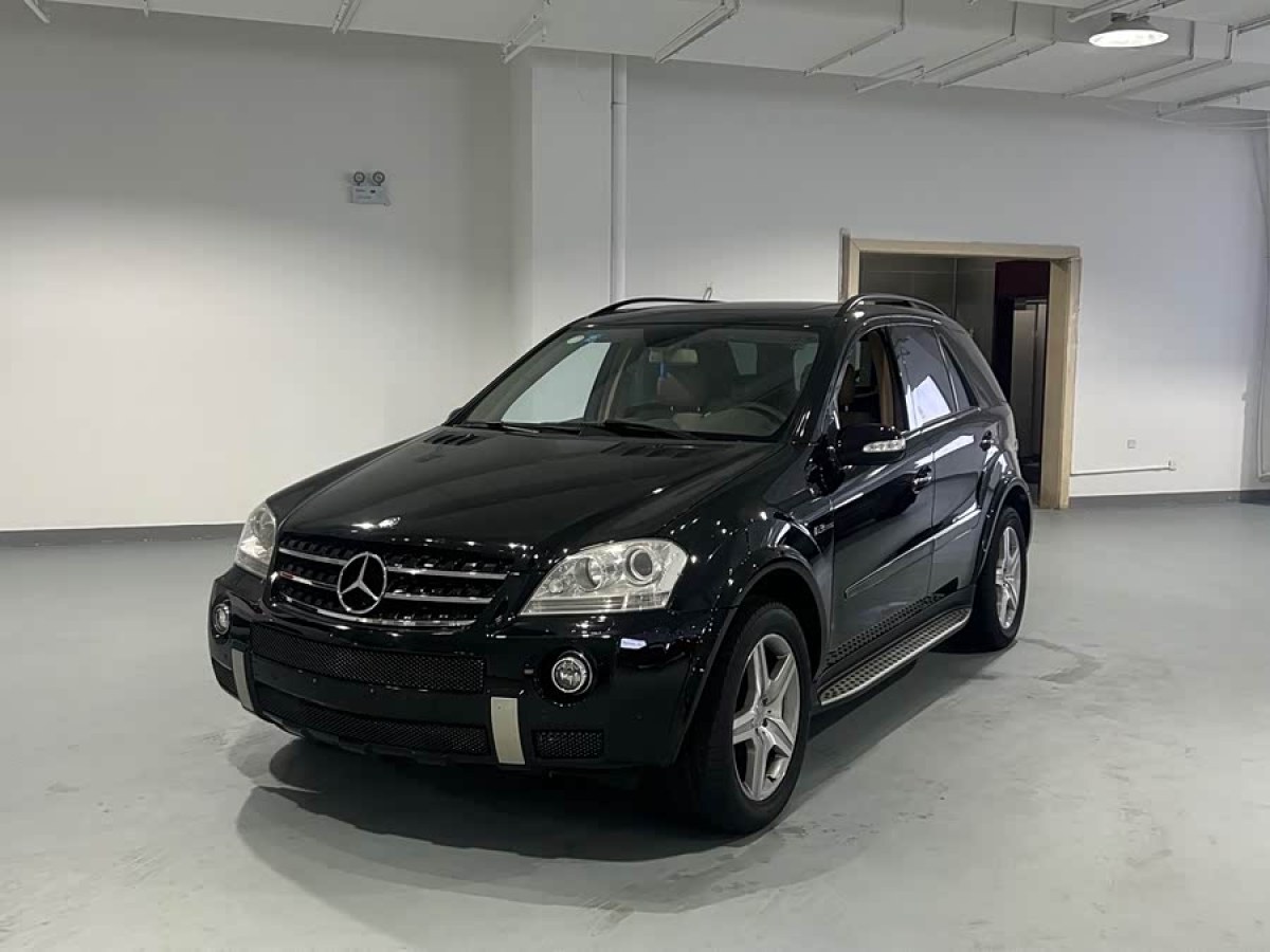 Mercedes-Benz M AMG 2008 Mercedes-Benz M AMG 2008 صورة سيارة