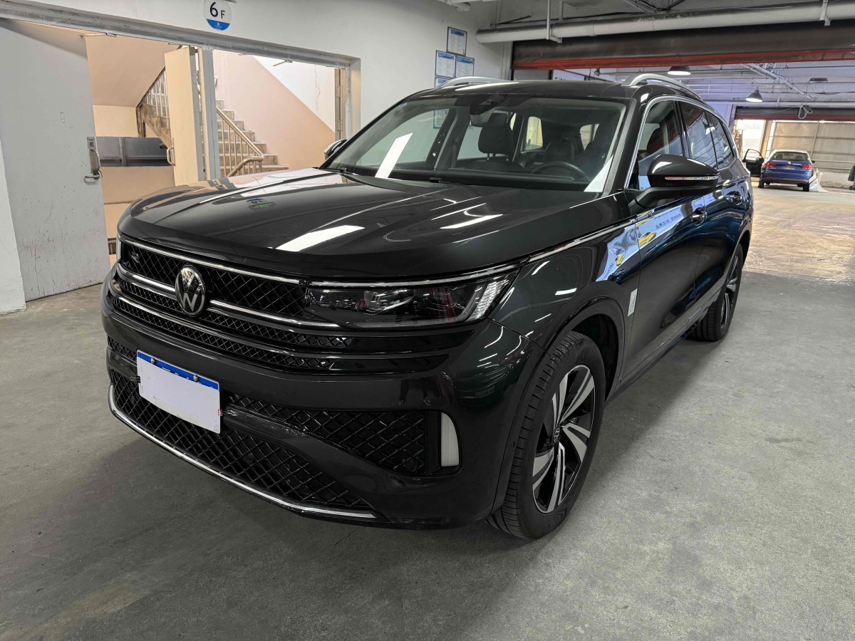 Volkswagen Tavendor 2023 immagine di auto 