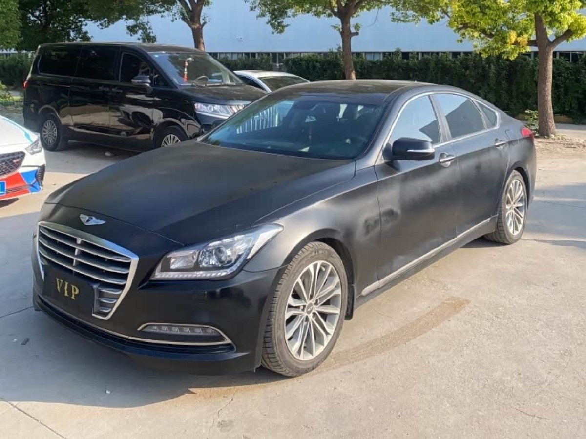 Hyundai Genesis car image 