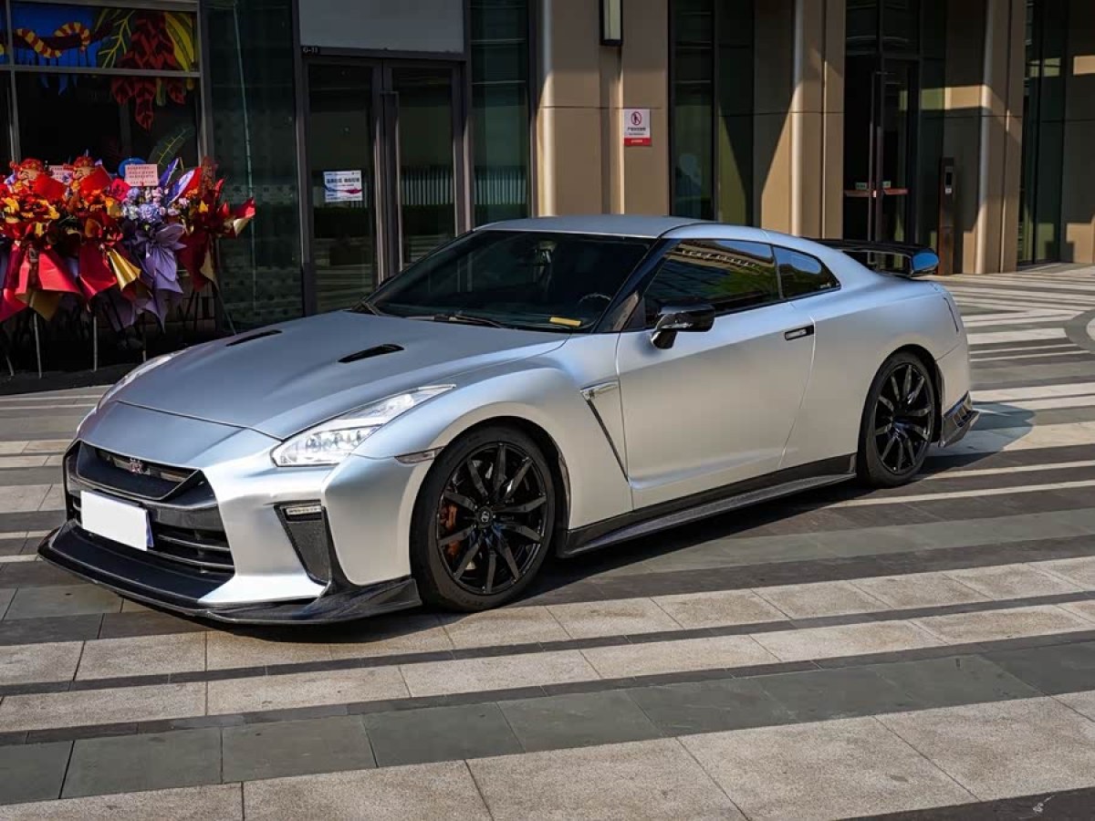 Nissan GT-R 2013 汽车图片 