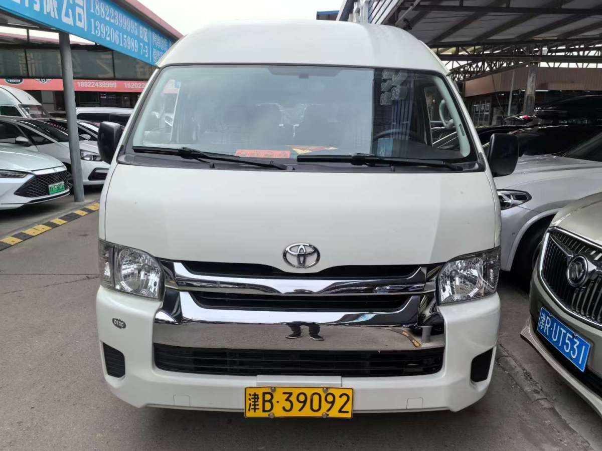 Toyota Hiace 2016 Toyota Hiace 2016 immagine di auto
