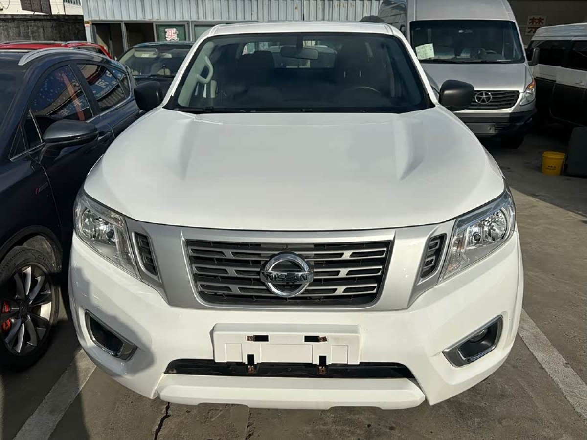 Nissan Navara 汽车图片 