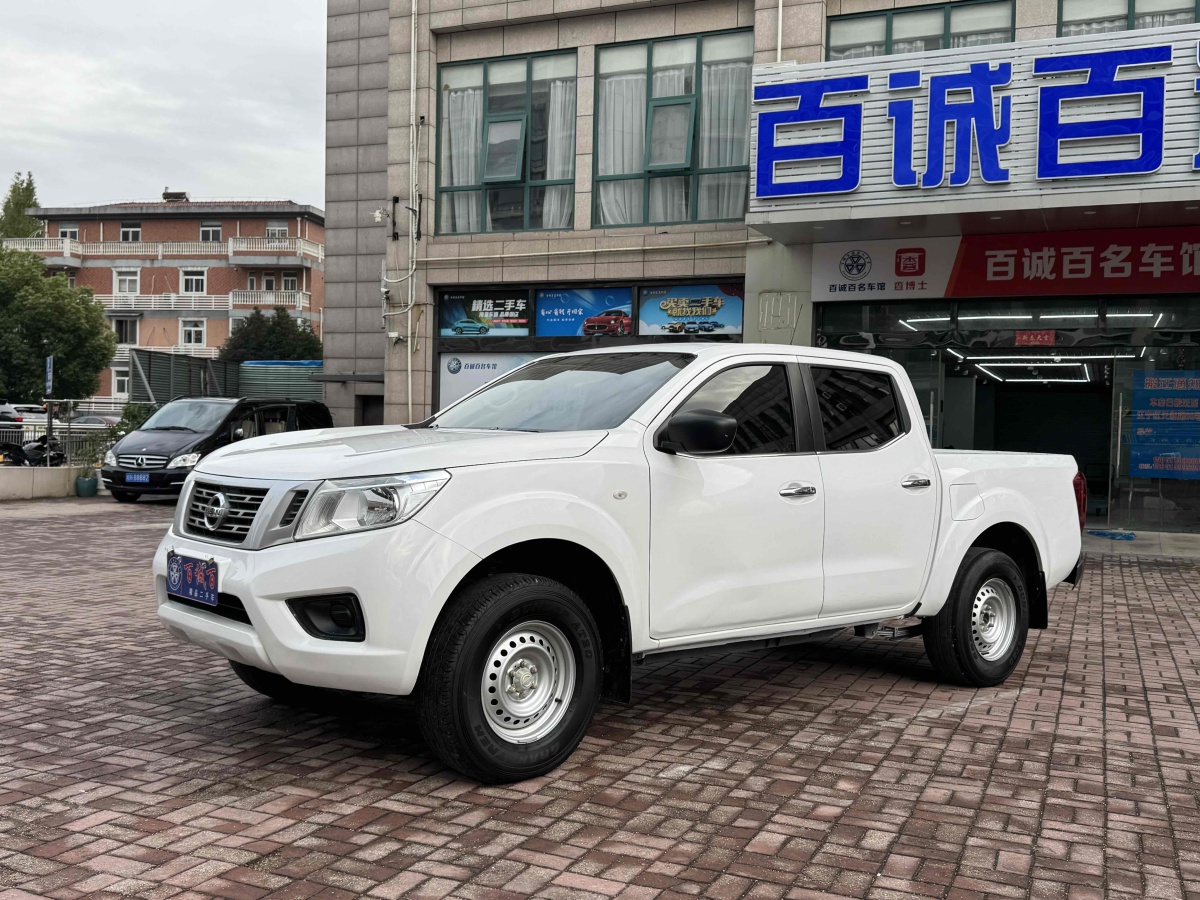 Nissan Navara 2021 汽车图片 