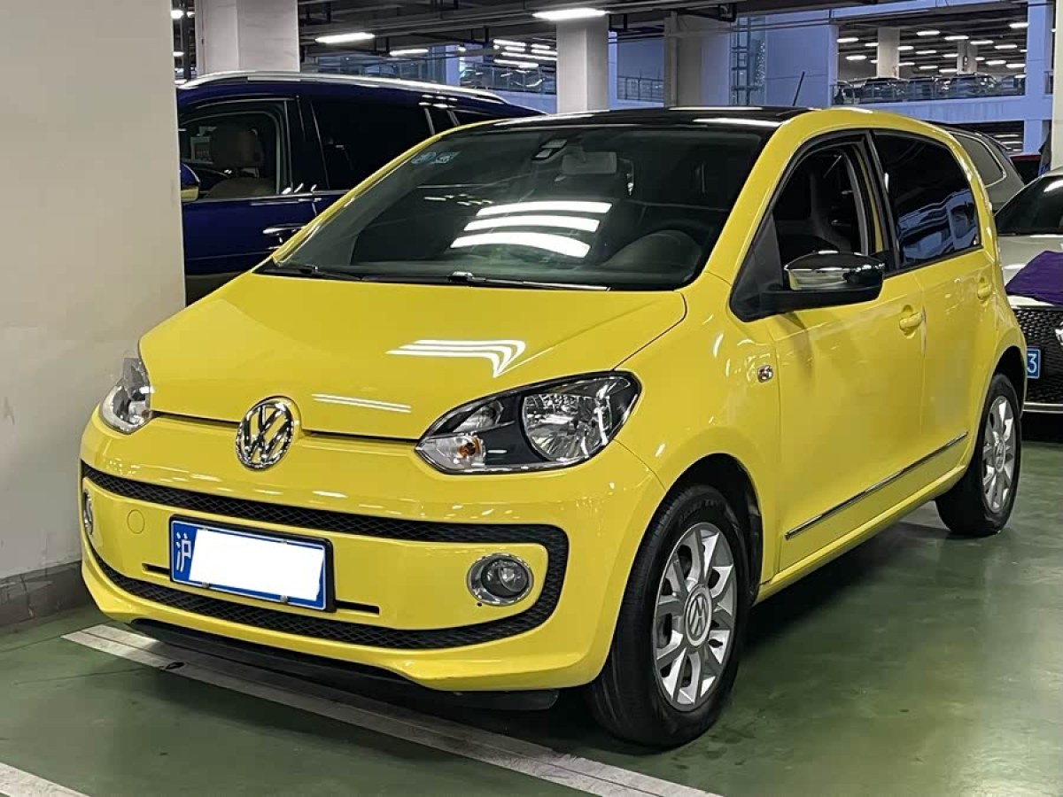 Volkswagen up! 2016 Volkswagen up! 2016 immagine di auto