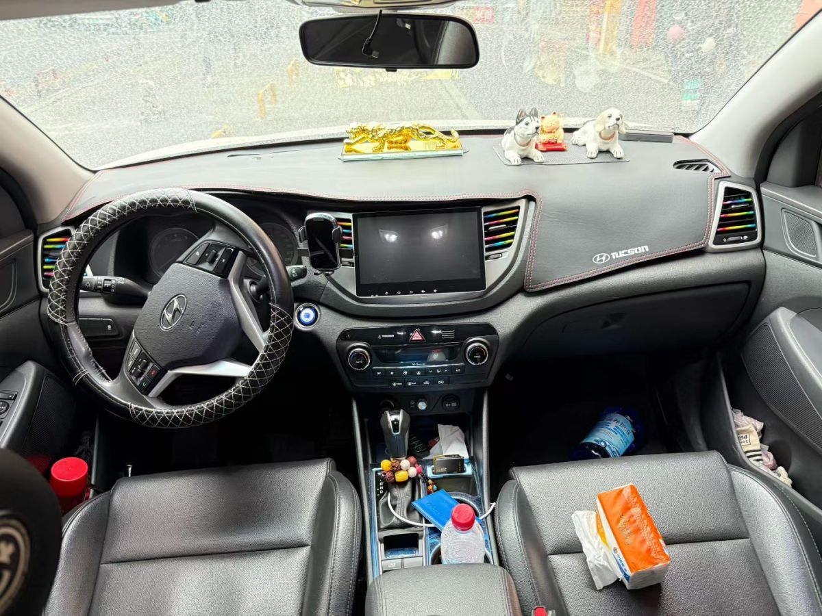 Hyundai Tucson (Imported) 2017 car image 