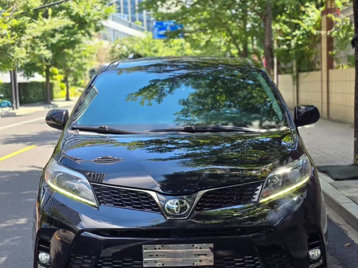 Toyota SIENNA 2019 Toyota SIENNA 2019 汽车图片