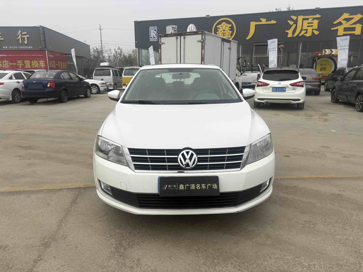Volkswagen Gran Lavida 2014 Volkswagen Gran Lavida 2014 car image