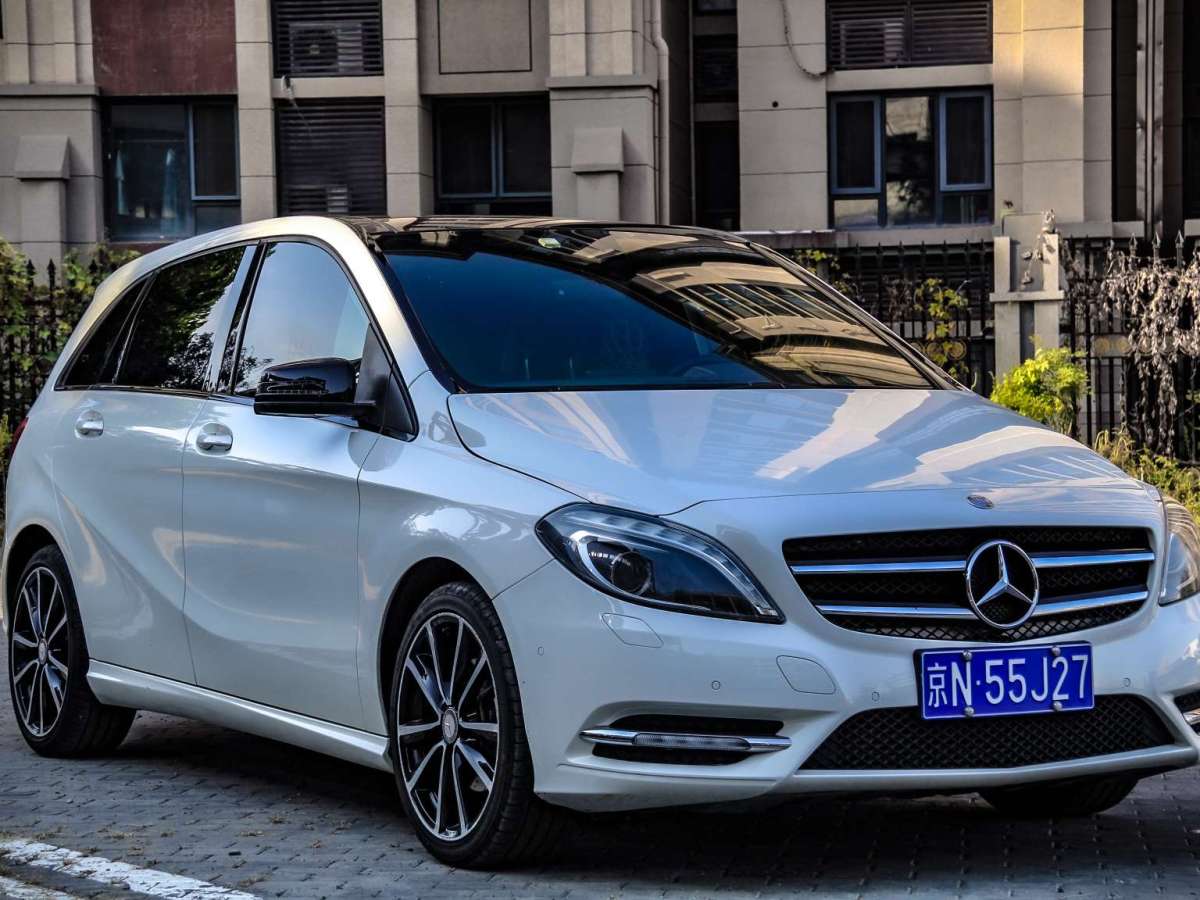 Mercedes-Benz B Class 2014 car image 