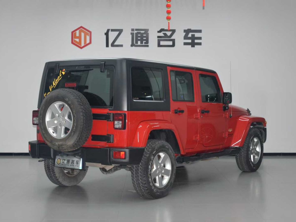 BYD e1 2020 car image 