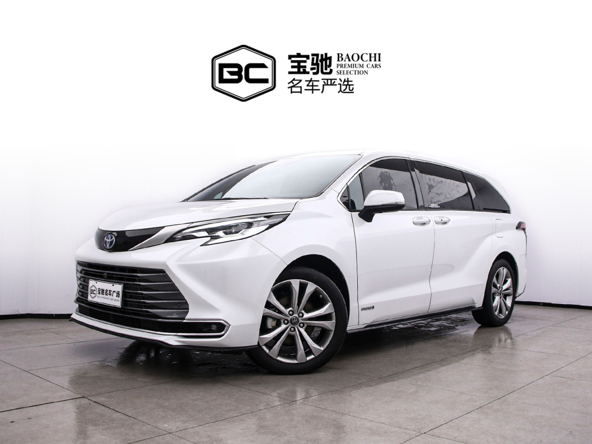 Toyota Sienna 2023 汽车图片 
