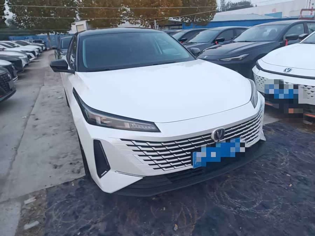 Changan Lamore 2023 Changan Lamore 2023 car image