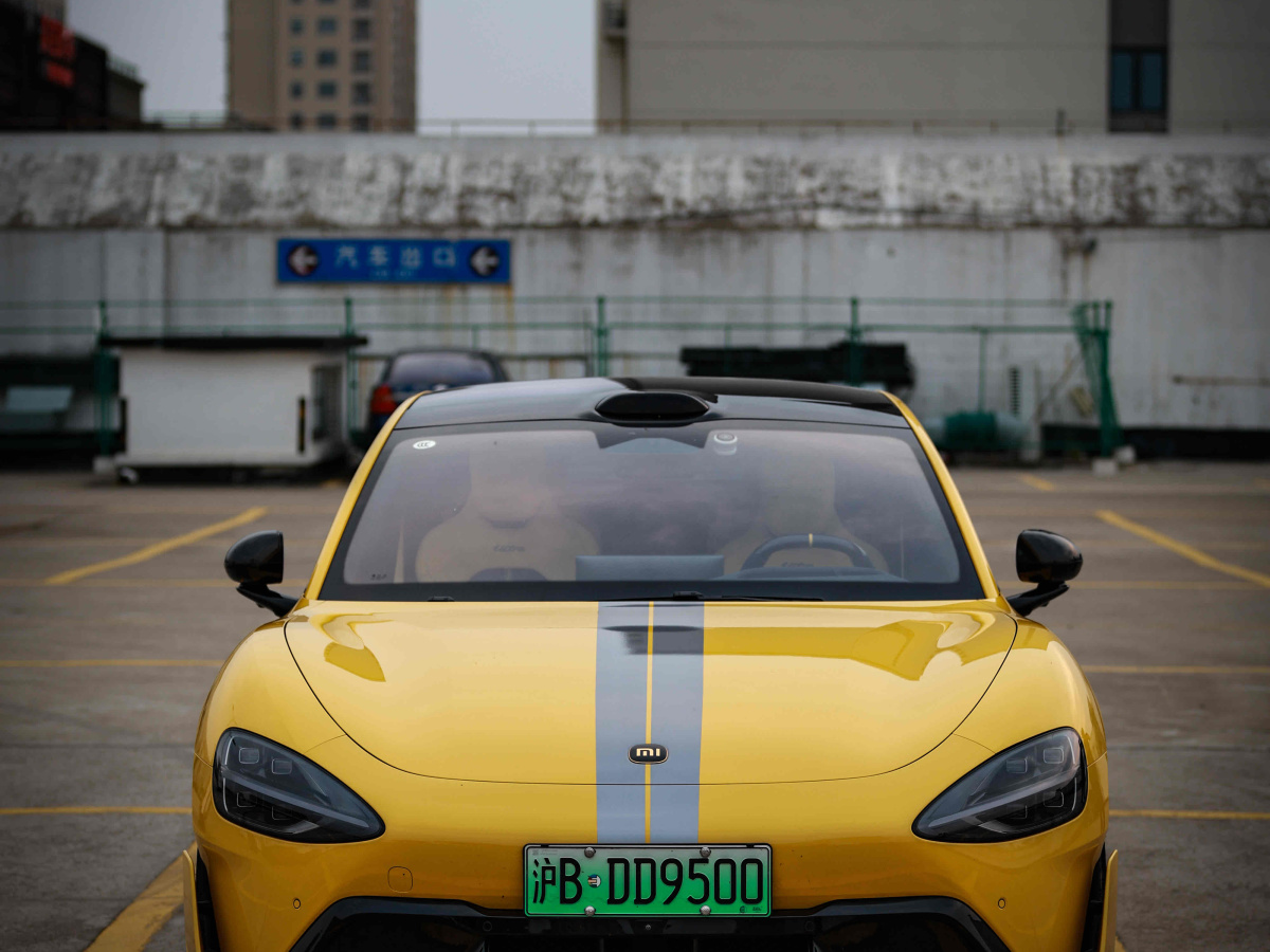 MI SU7 Ultra 2025 汽车图片 