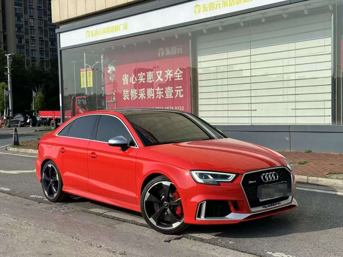 Audi RS 3 2019 car image 