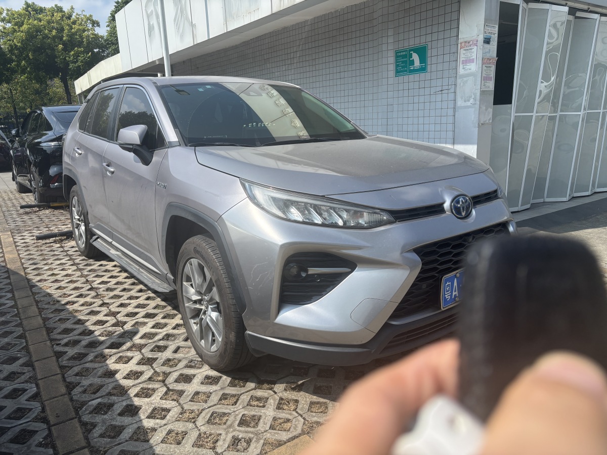 Toyota Wildlander 2022 Toyota Wildlander 2022 汽车图片