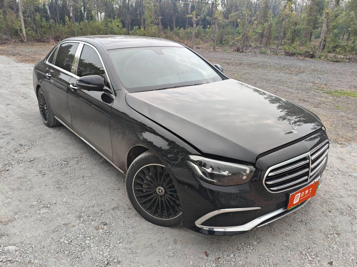 Mercedes-Benz E Class New Energy 2022 car image 