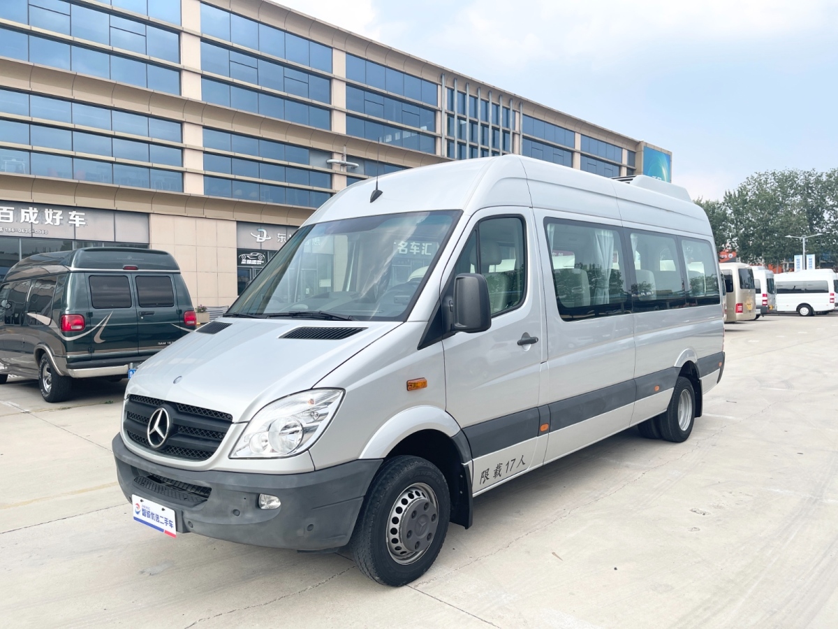 Mercedes-Benz Sprinter 2014 car image 