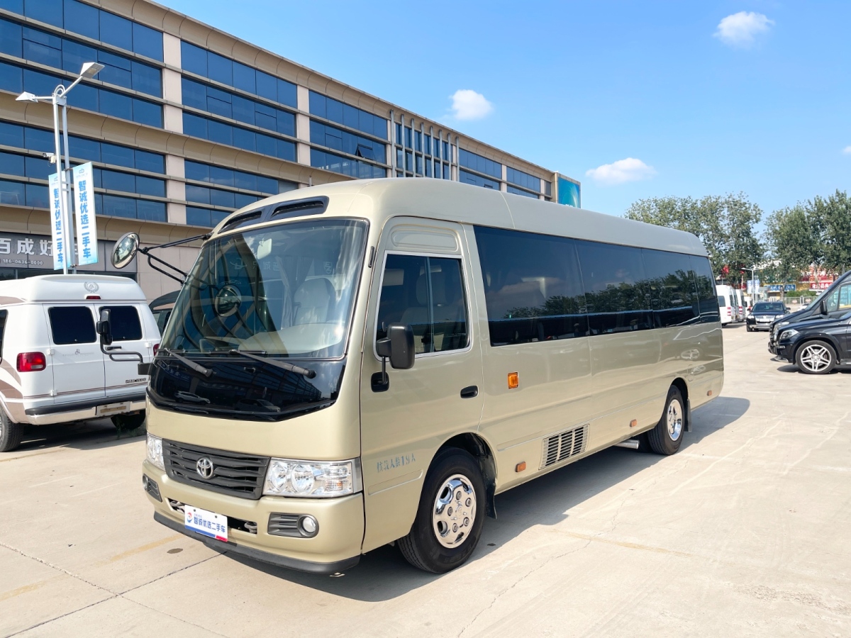 Toyota Coaster 2018 Toyota Coaster 2018 imagem de carro