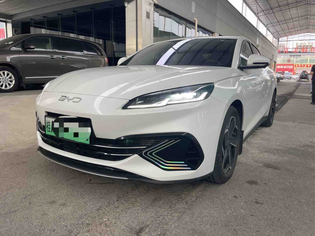 BYD Seal 06 DM-i 2024 BYD Seal 06 DM-i 2024 car image