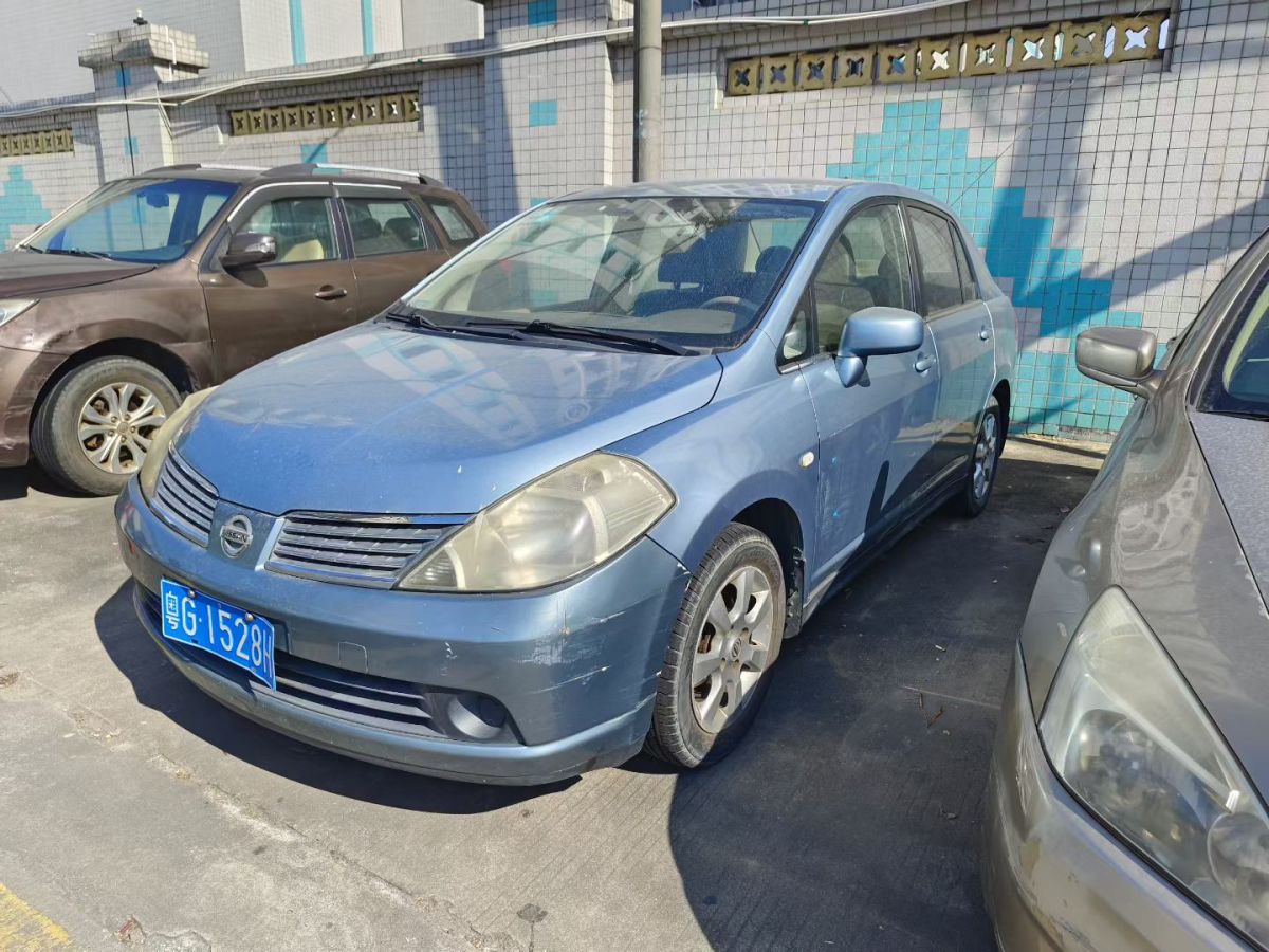 Nissan Tiida Sedan 2007 汽车图片 