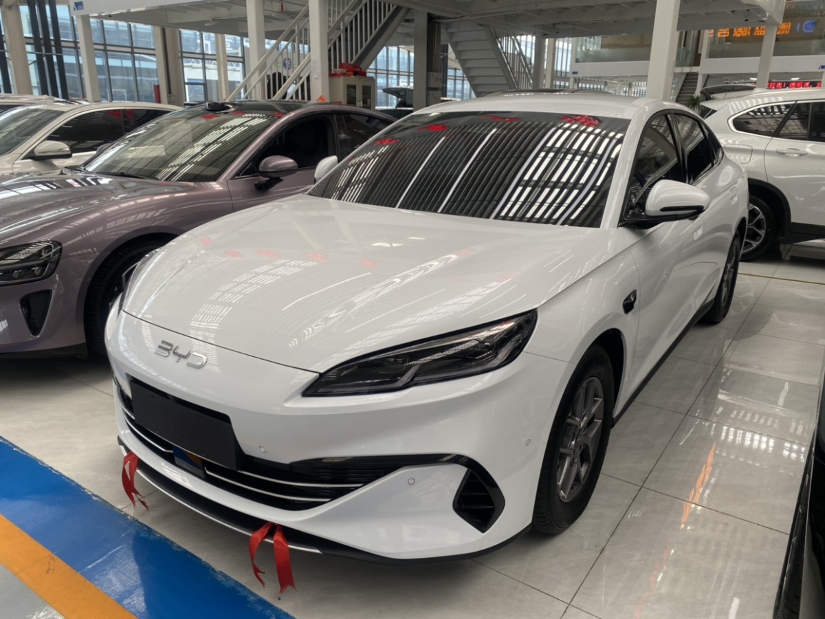 BYD Seal 06 DM-i 2025 BYD Seal 06 DM-i 2025 car image