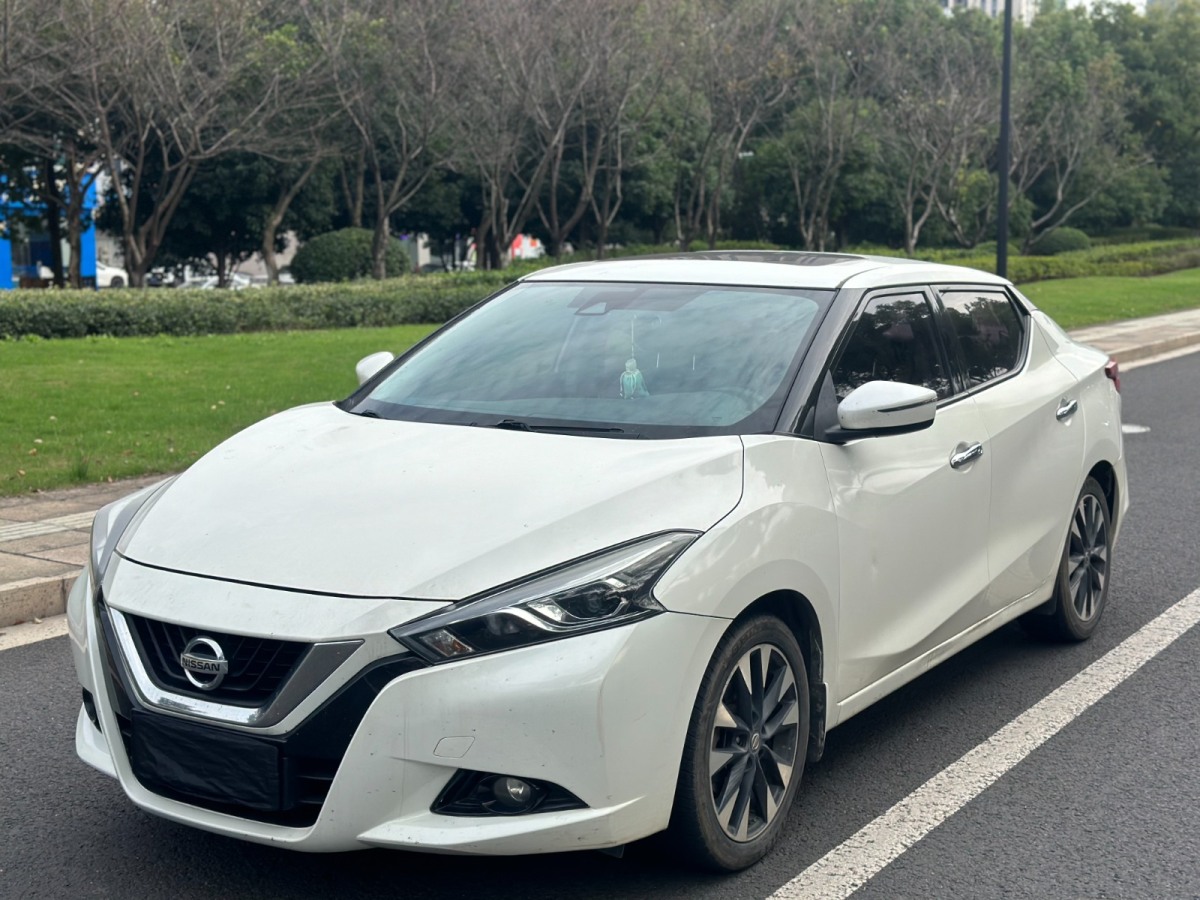 Nissan Lannia 2016 汽车图片 