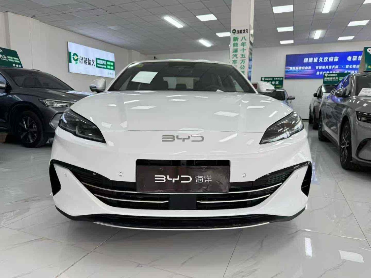 BYD Seal 06 DM-i BYD Seal 06 DM-i car image