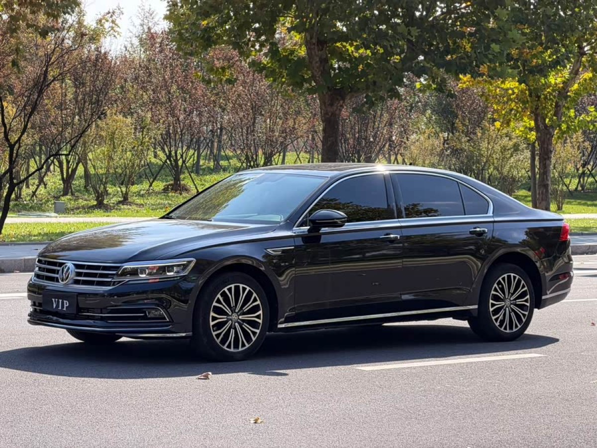 Volkswagen Phideon 2021 immagine di auto 
