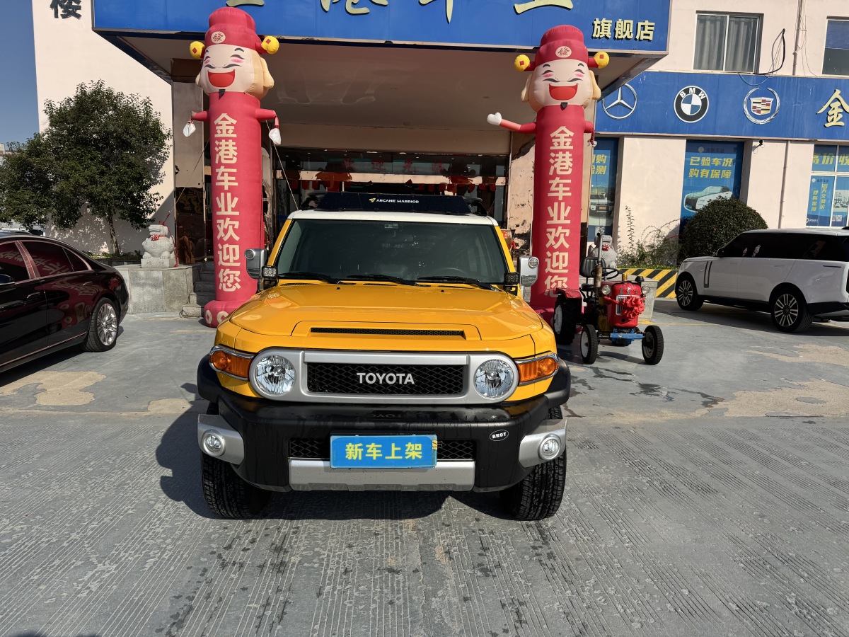 Toyota FJ Cruiser 2024 car image 