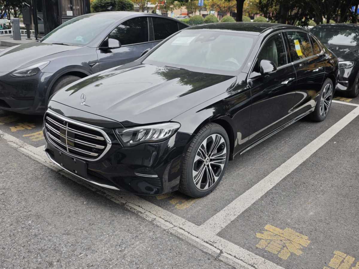 Mercedes-Benz E Class New Energy 2025 car image 