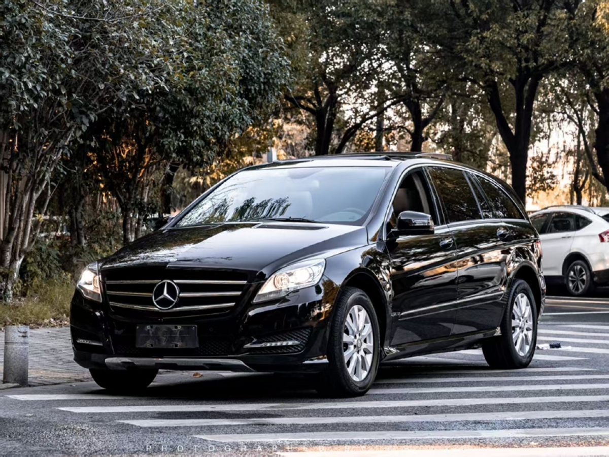 Mercedes-Benz R Class 2016 car image 