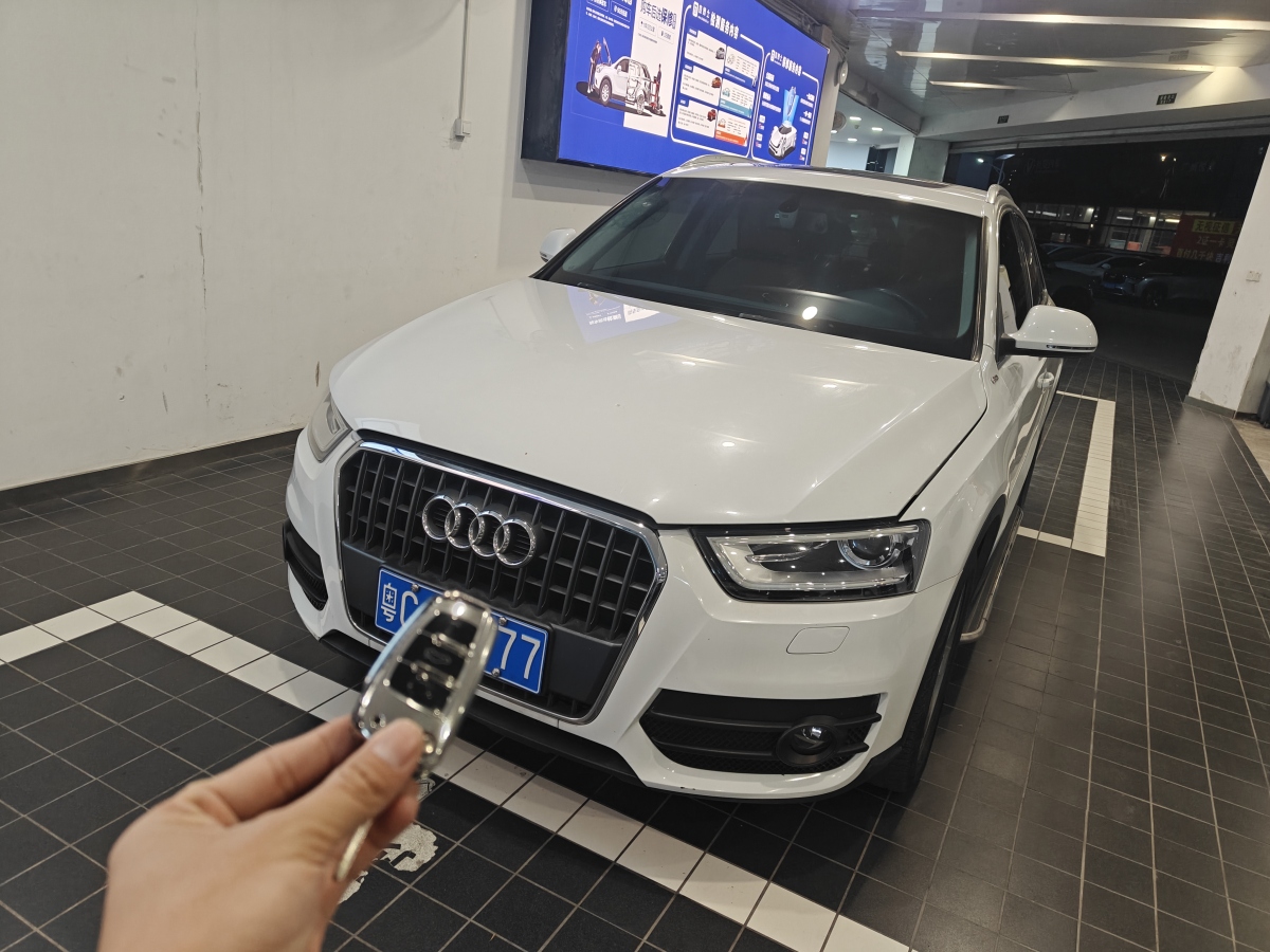 Audi Q3 (Imported) 2015 car image 