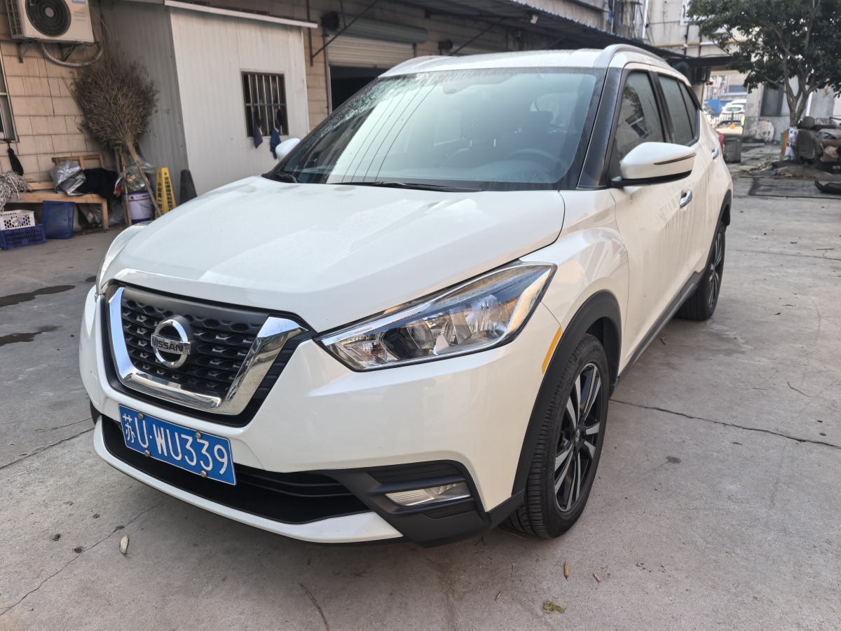 Nissan Kicks 汽车图片 