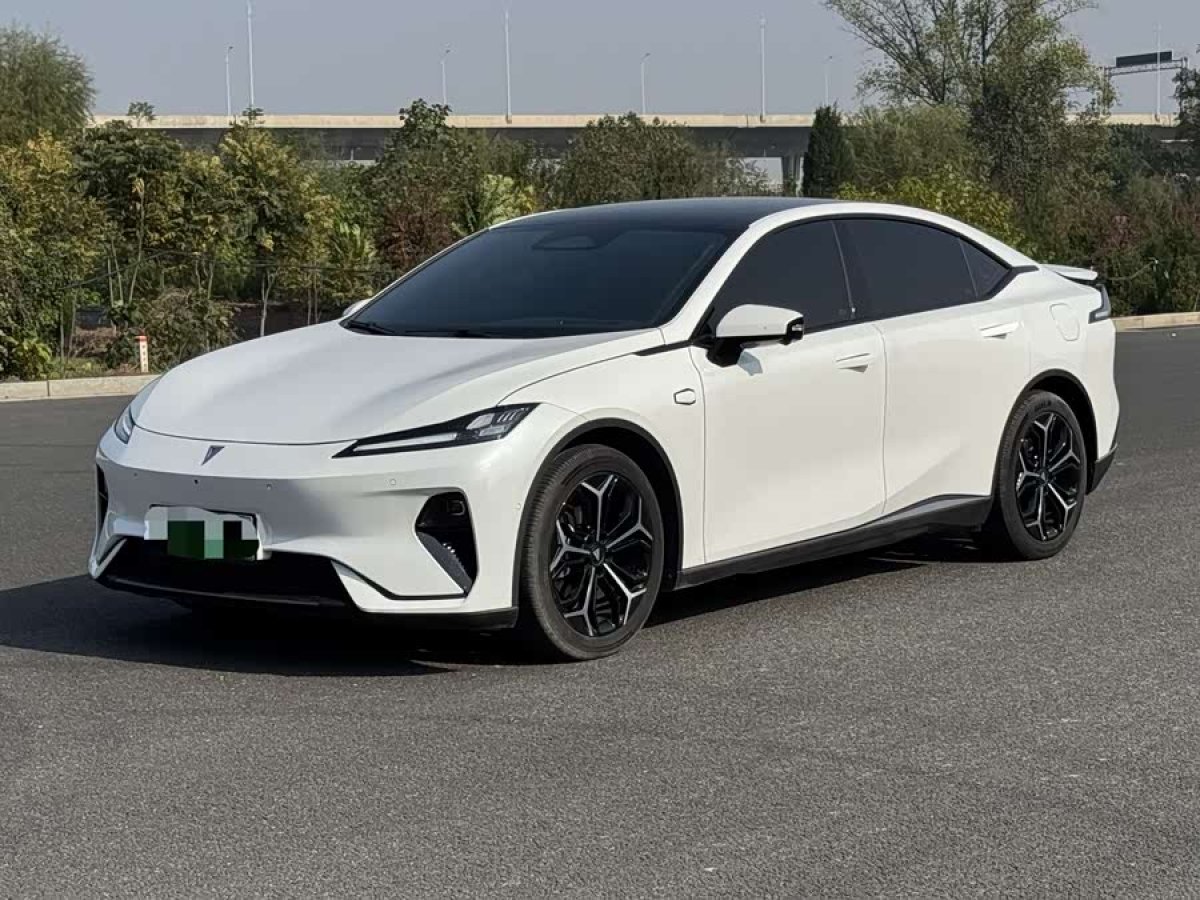 Deepal L07 2024 car image 