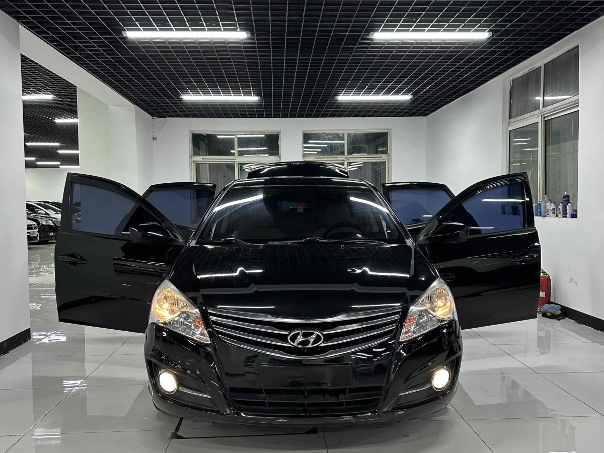 Hyundai Elantra HD 2012 car image 