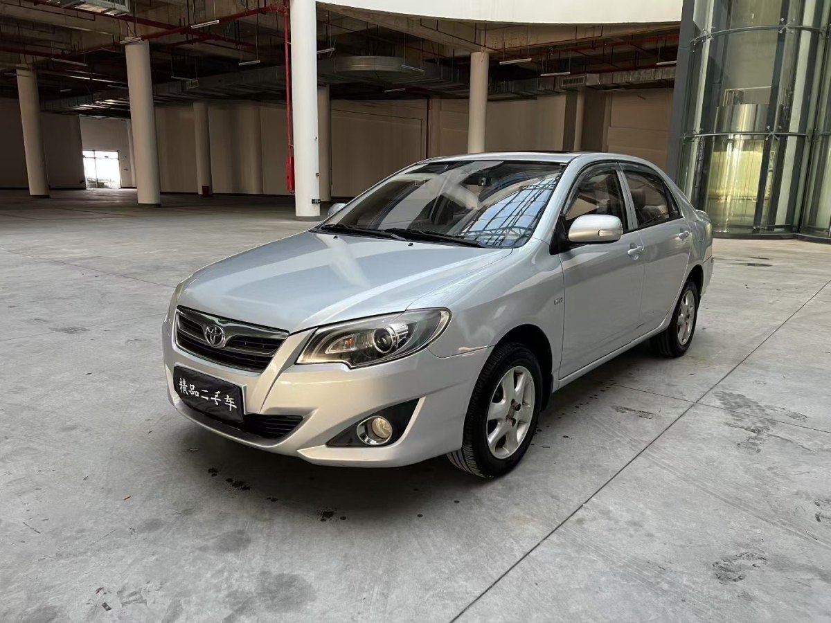 Toyota Corolla (Classic) 2016 Toyota Corolla (Classic) 2016 immagine di auto