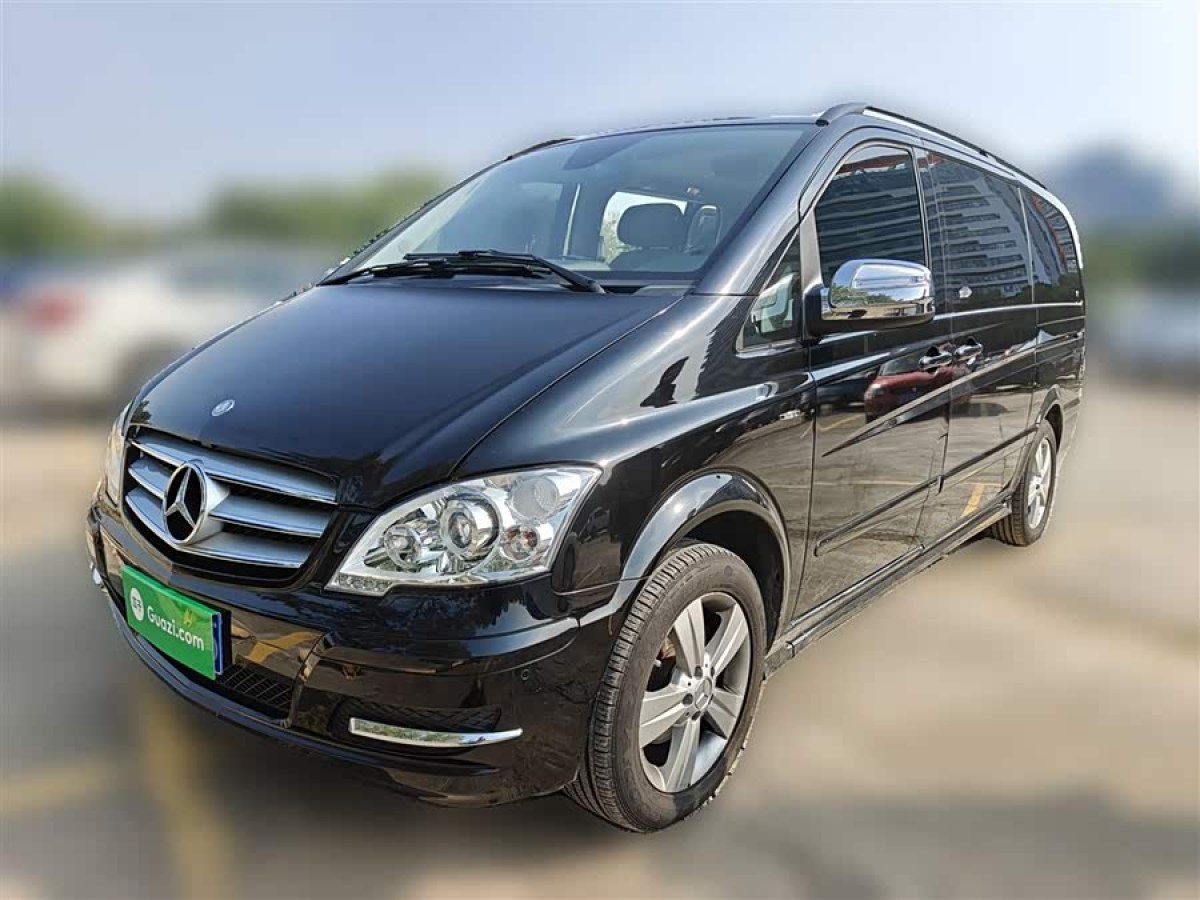Mercedes-Benz Viano (Imported) 2015 car image 