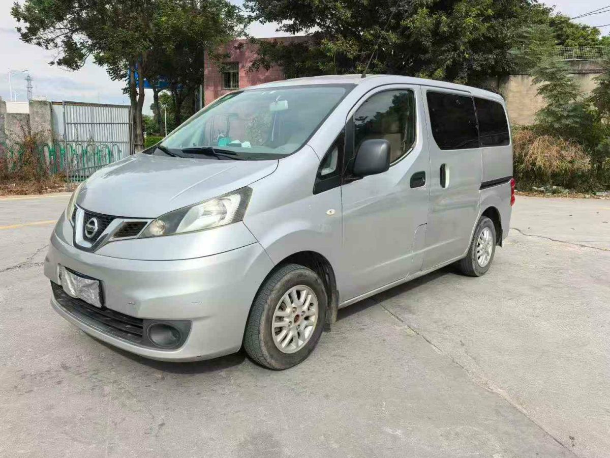 Nissan NV200 2014 汽车图片 