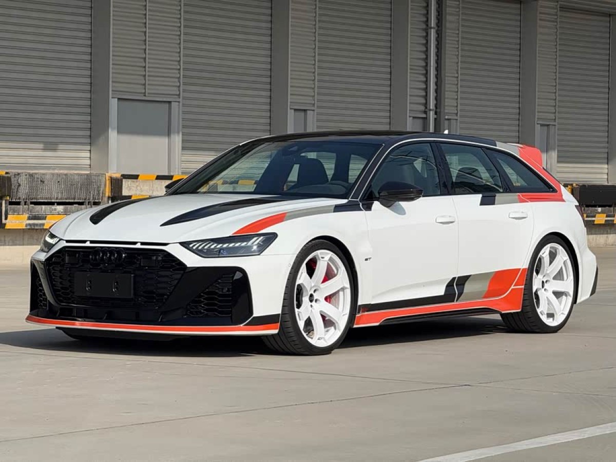 Audi RS 6 2025 car image 