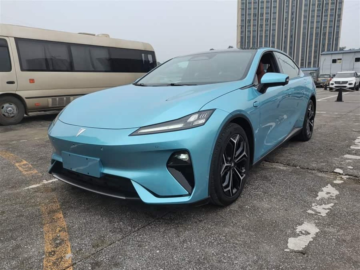 Deepal L07 2025 car image 