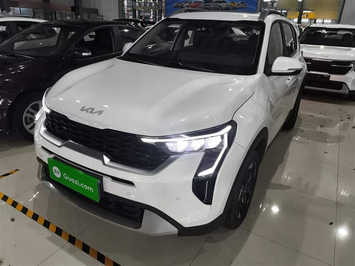 Kia Sonet 2024 汽车图片 