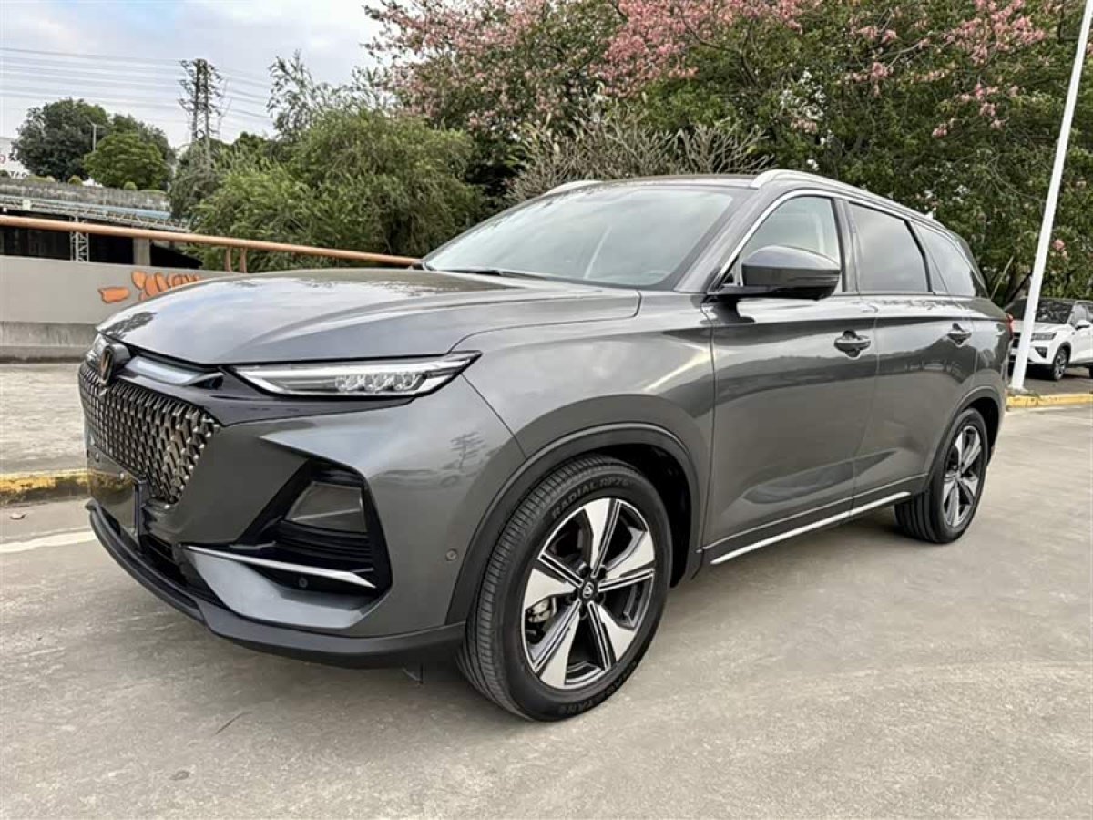 Changan X7 PLUS 2024 car image 
