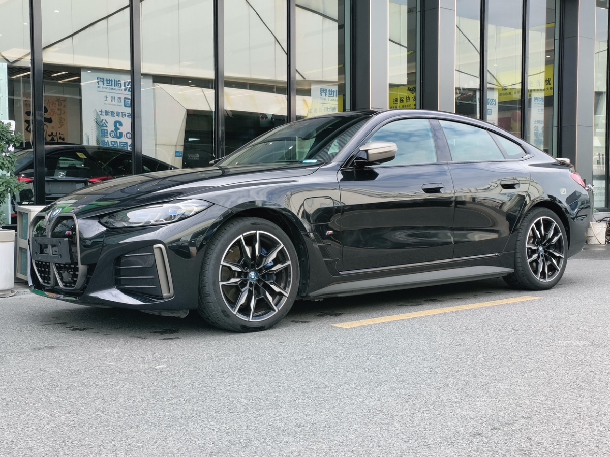 BMW i4 M50 2024 car image 