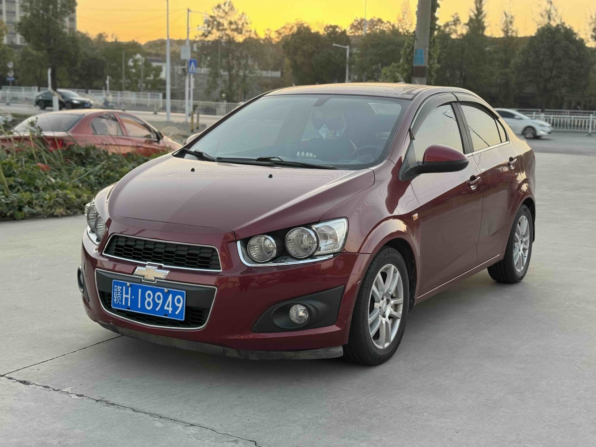 Chevrolet Aveo 2013 Chevrolet Aveo 2013 汽车图片