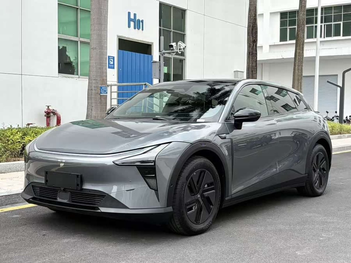2025 car image 