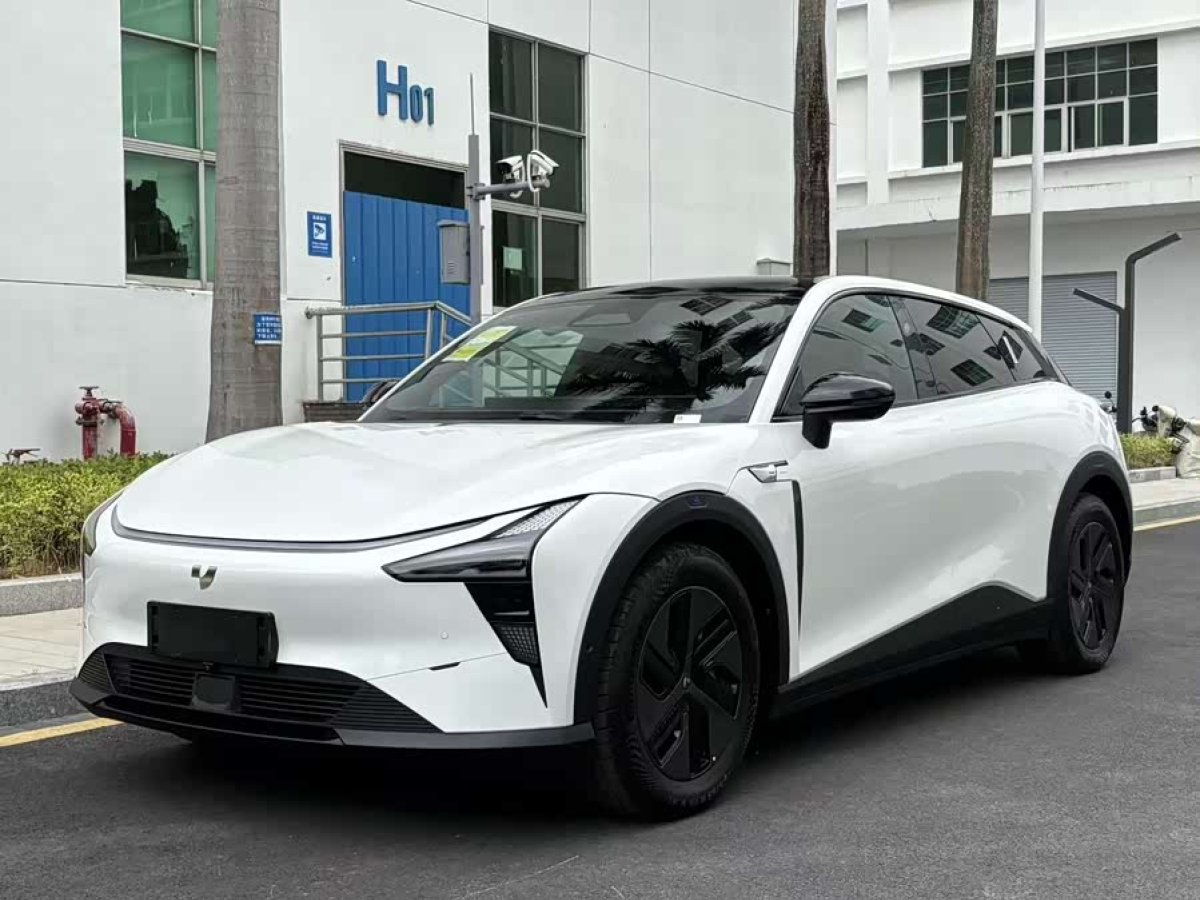 2025 car image 